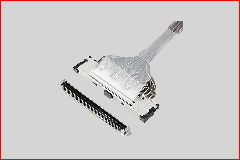 I-PEX 20438-050T-01 极细同轴电缆