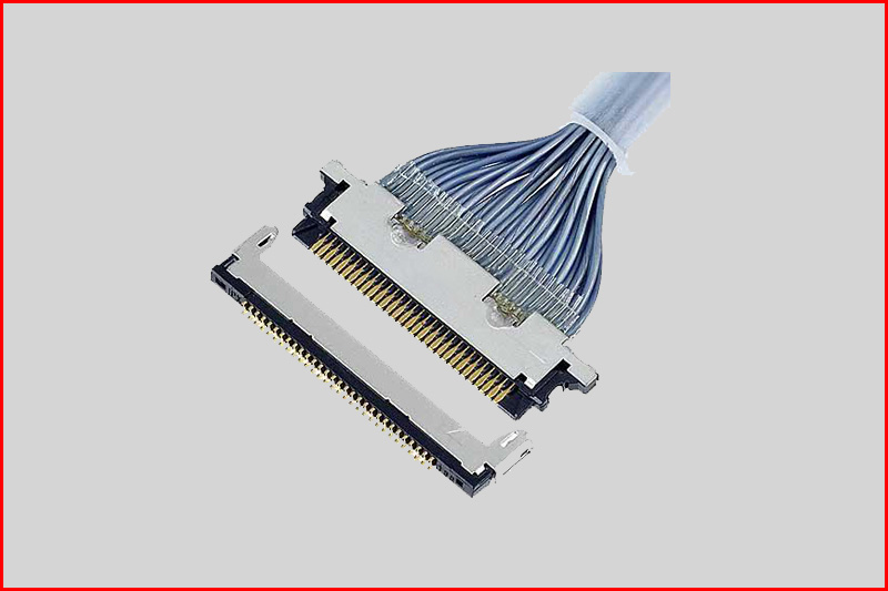 I-PEX 20346-030T-32R 极细同轴电缆