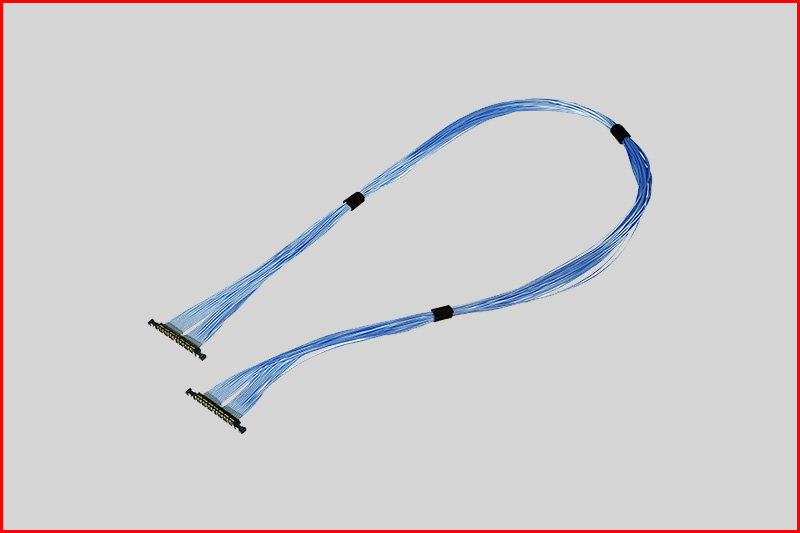 I-PEX 82068-100B-02-D LVDS同轴线