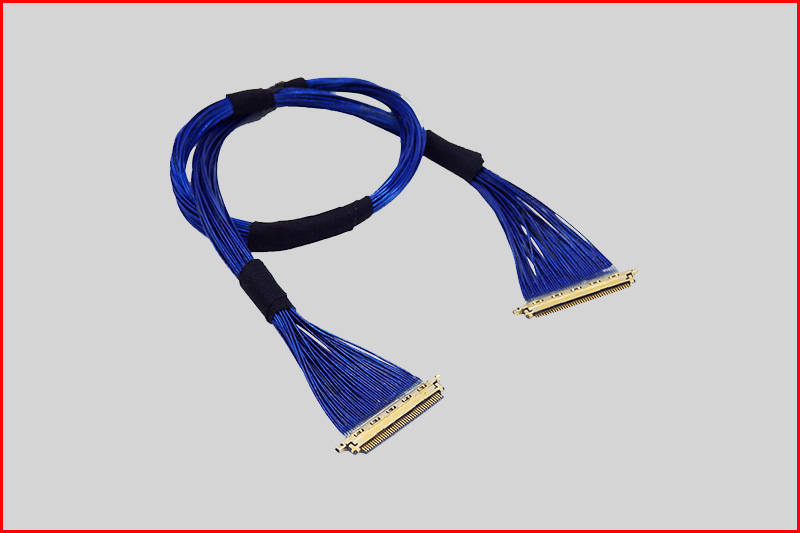 I-PEX 20453-220T 极细同轴电缆