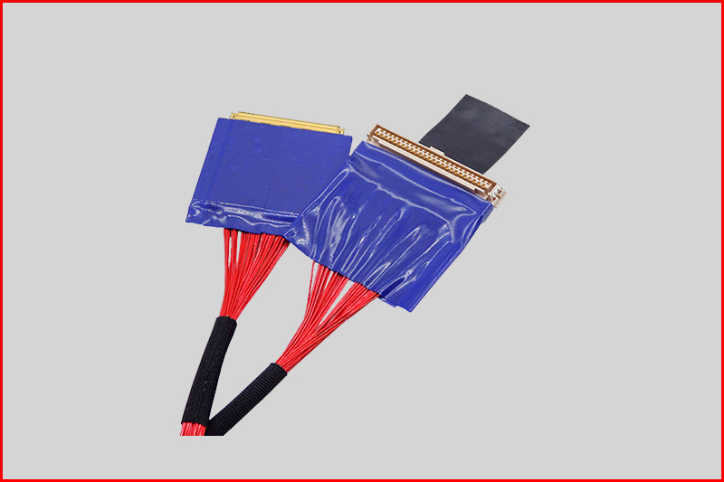 I-PEX 20320-R50T-11 极细同轴电缆
